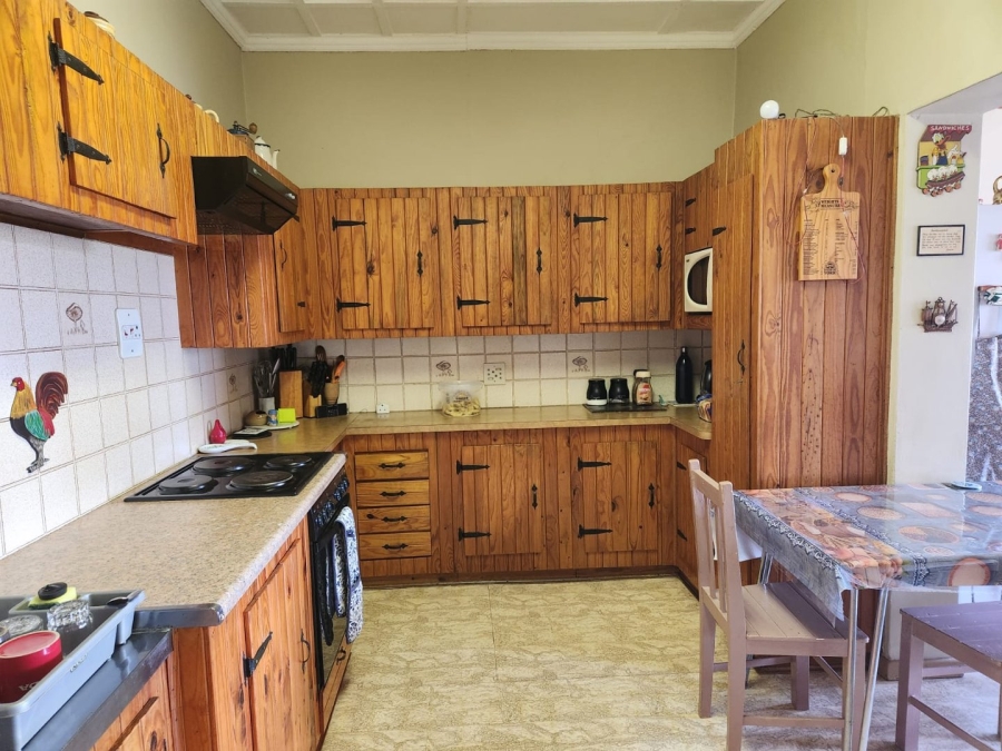 4 Bedroom Property for Sale in Denneoord Western Cape